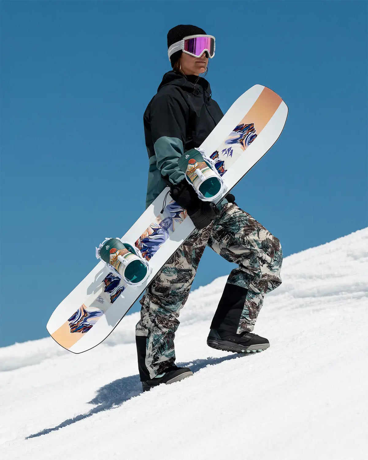 felicity jones snowboard double Women's Twin Sister Snowboard