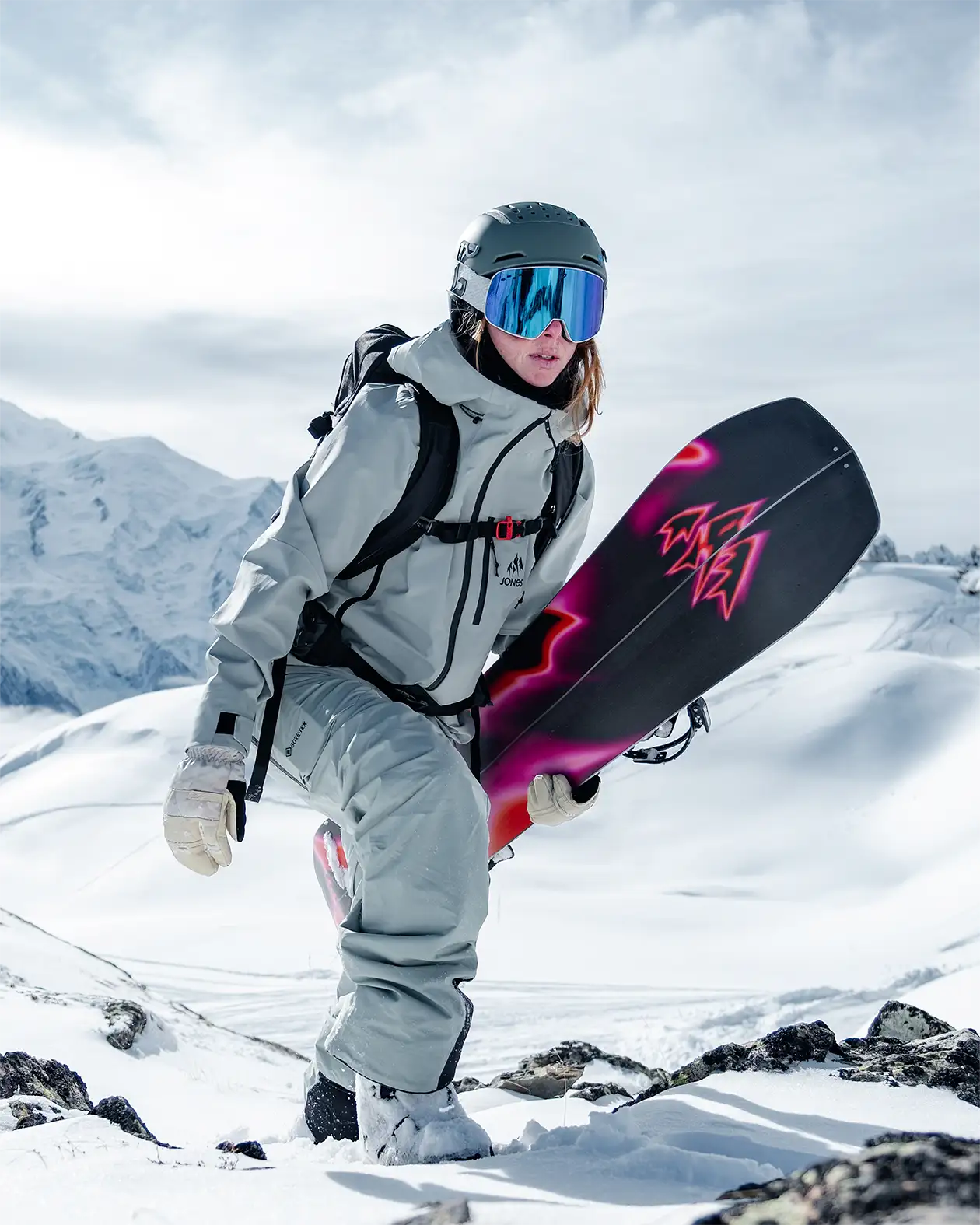 W'S FURTHER 3L STRETCH JACKET 2027 W'S FURTHER 3L STRETCH JACKET 2027 Outerwear Jones Snowboards High Performance