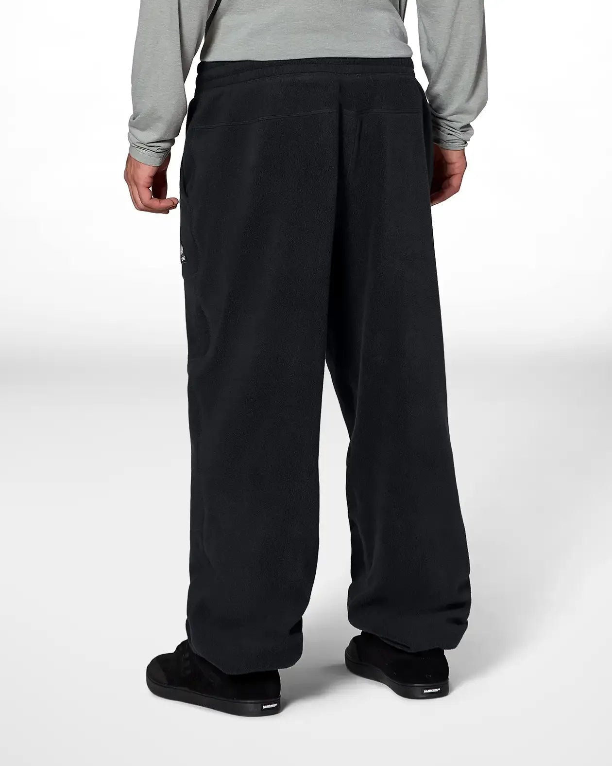 M'S LODGE FLEECE PANTS 2027 M'S LODGE FLEECE PANTS 2027 Apparel Technical Jones Snowboards High Performance