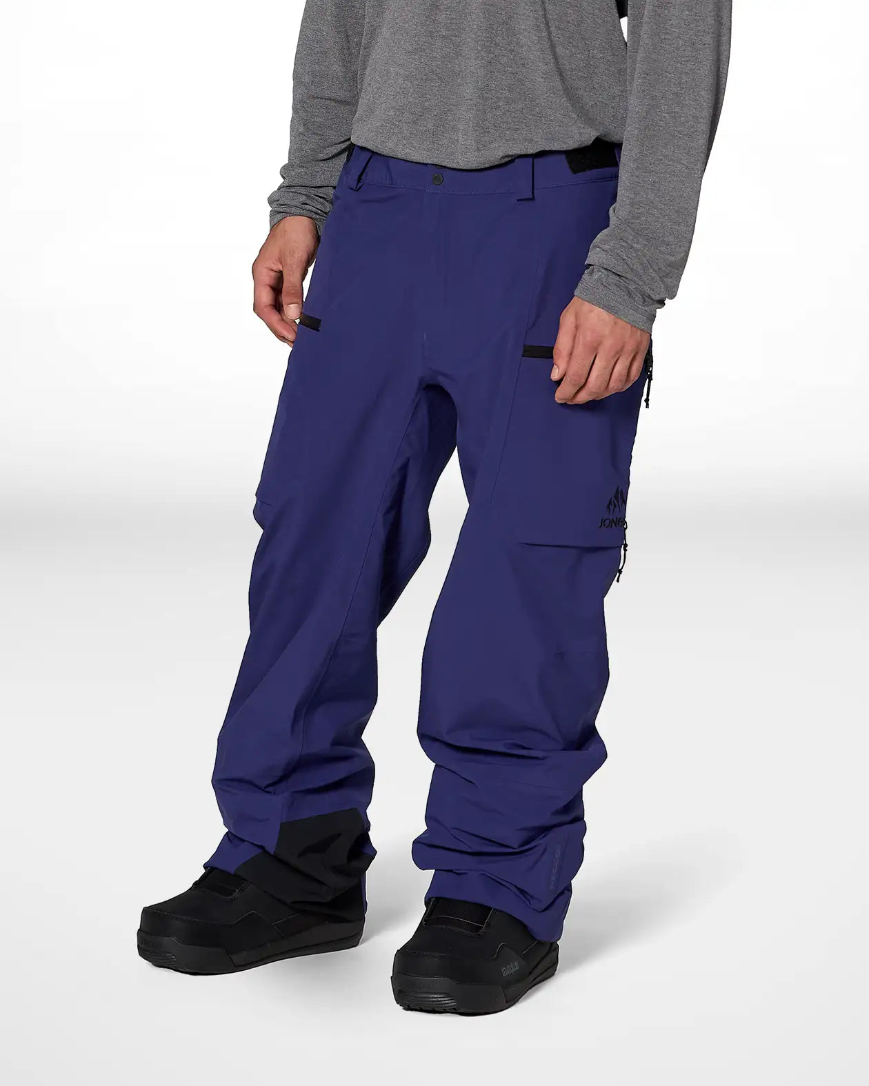 M'S FURTHER 3L STRETCH PANTS 2027 M'S FURTHER 3L STRETCH PANTS 2027 Outerwear Jones Snowboards High Performance 7630961812607 J.27.PTM.SS3.400.2S.1